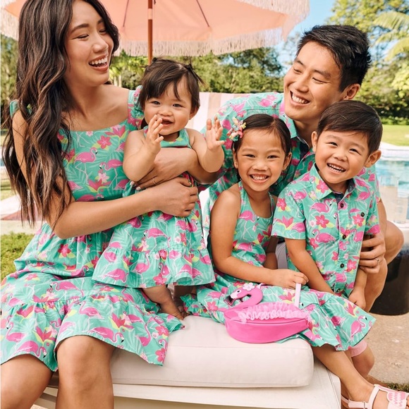 0-3m Gymboree Flamingo Button Up and Shorts Set - Picture 5 of 5